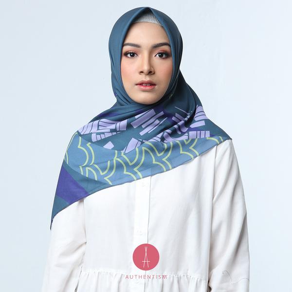 Signature 025 Scarf