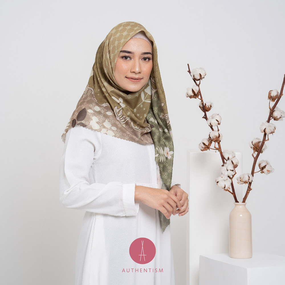 Signature 094 Scarf