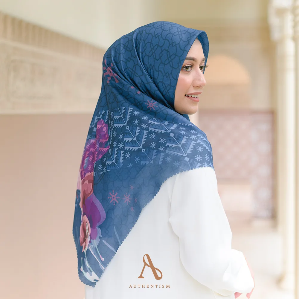 Annida Ocean Blue Scarf - Image 2