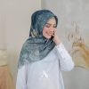 Raida Scarf