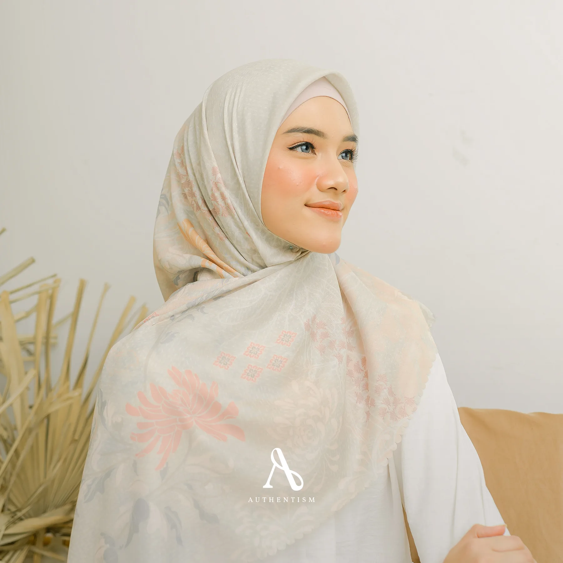 Emilia Scarf - Image 5