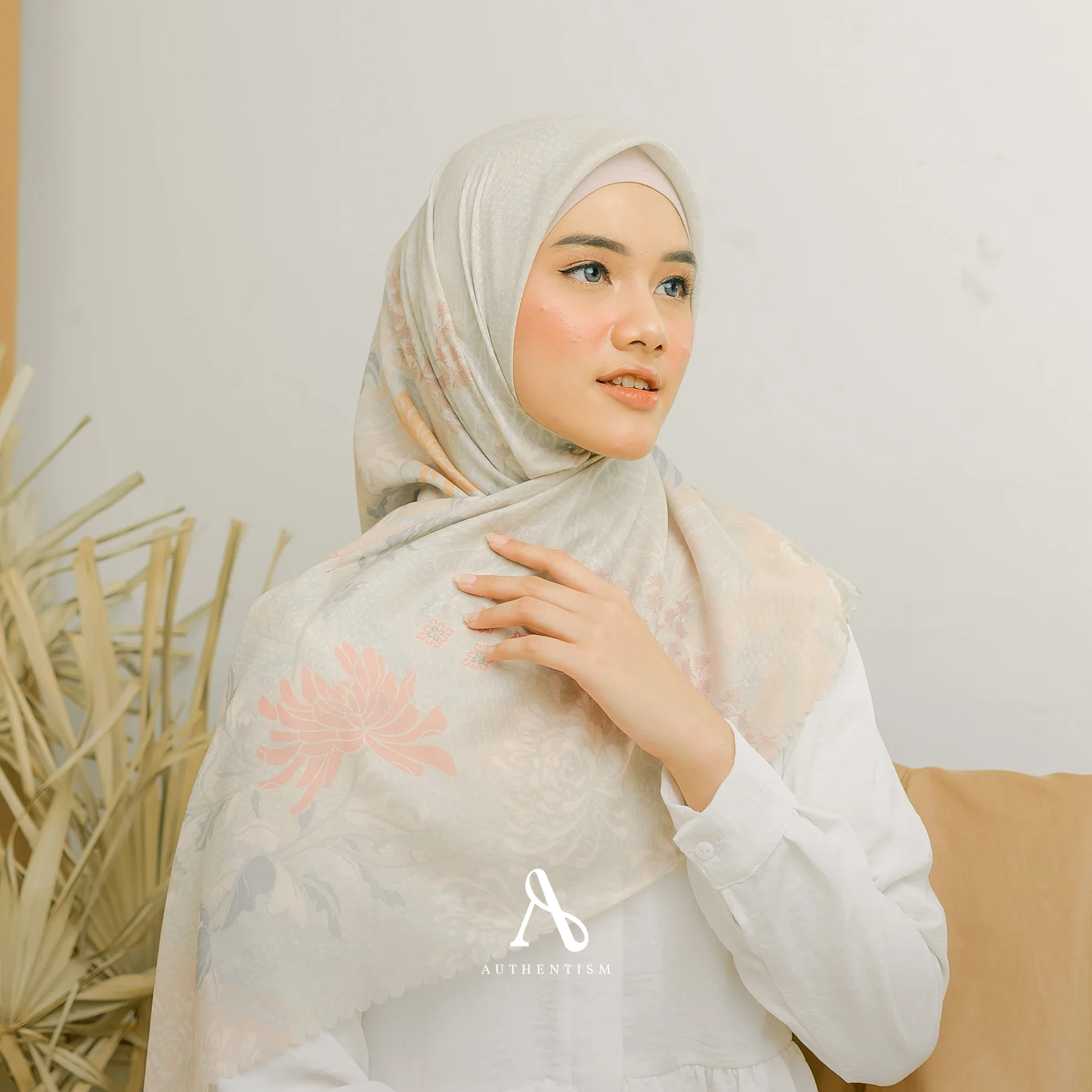 Emilia Scarf - Image 4