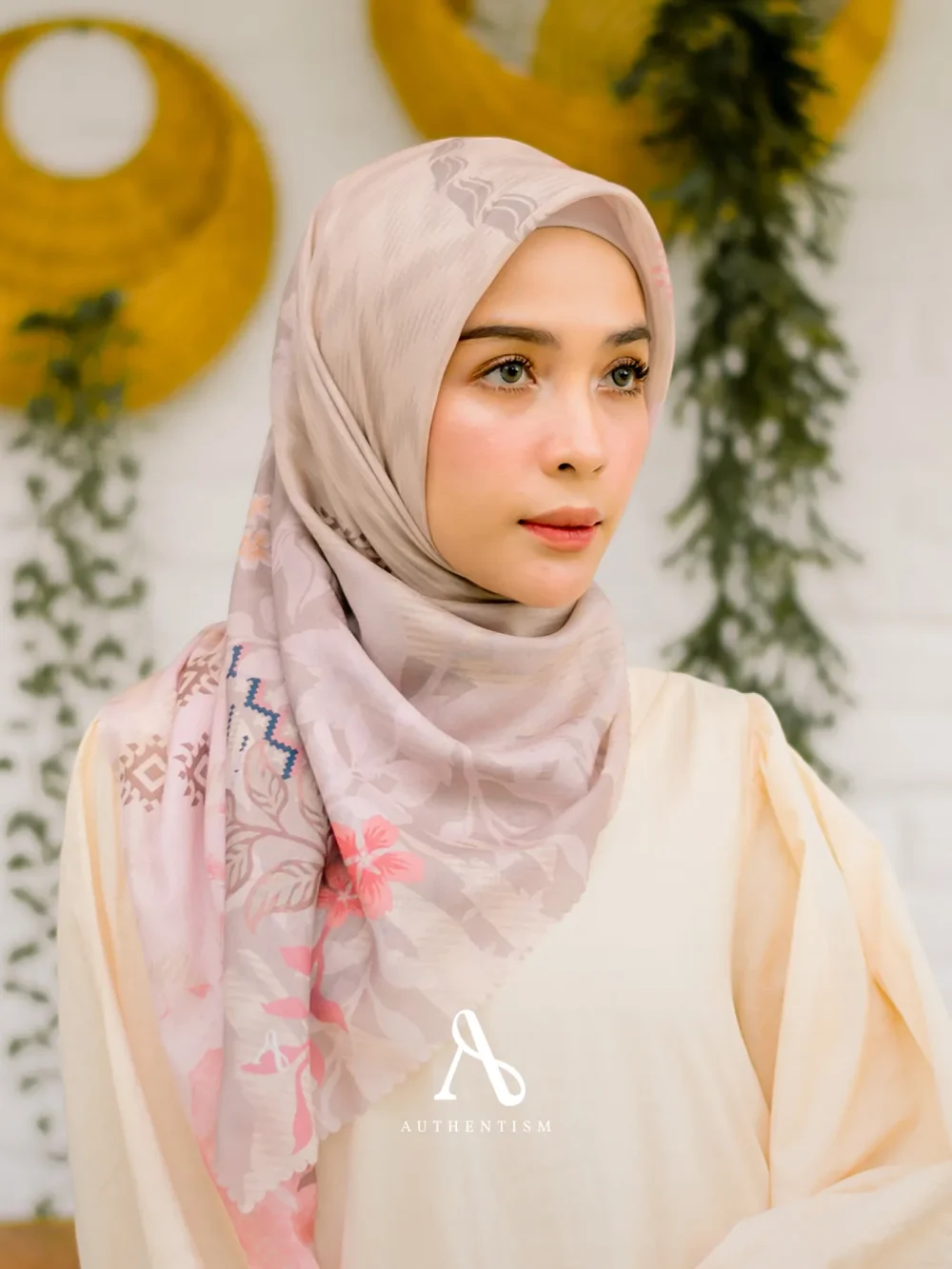 Lyah Scarf