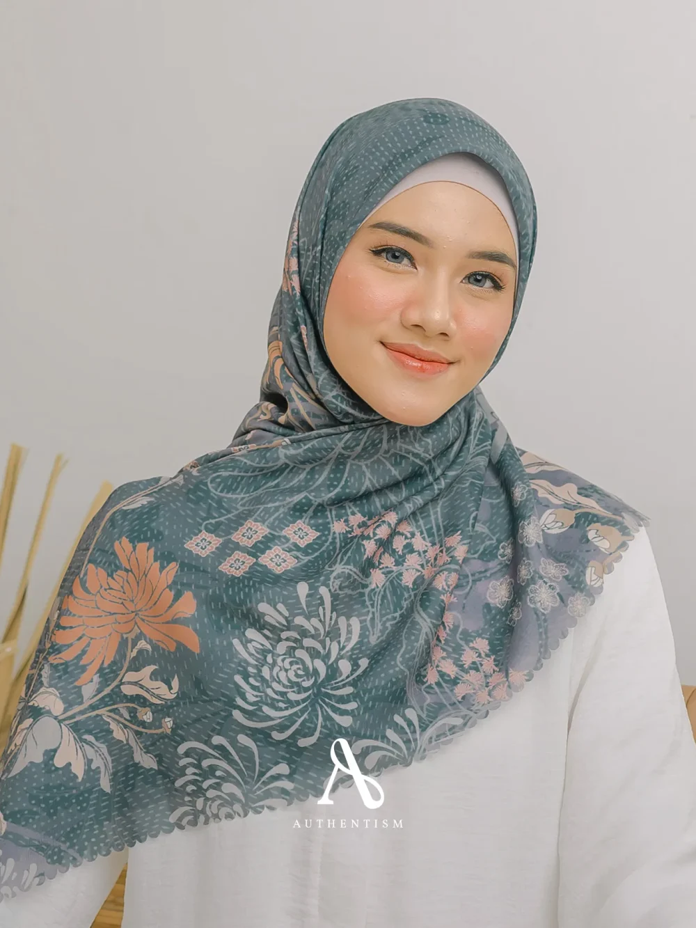 Manika Scarf