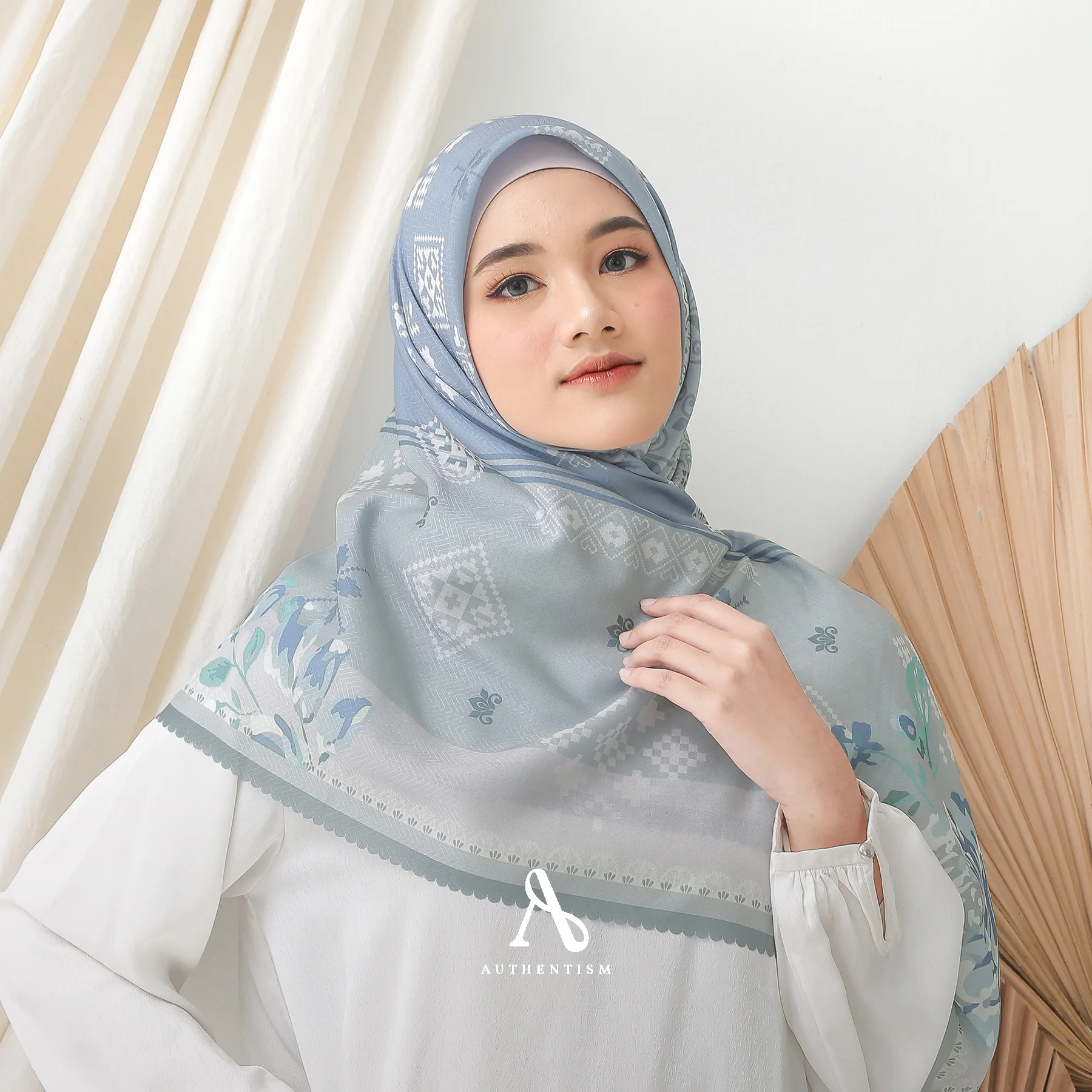Farayaka Scarf