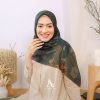 Hutami Scarf