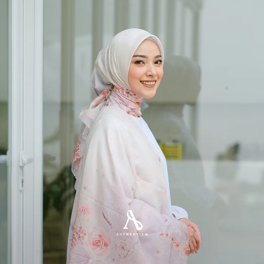 Amour Scarf - Image 8