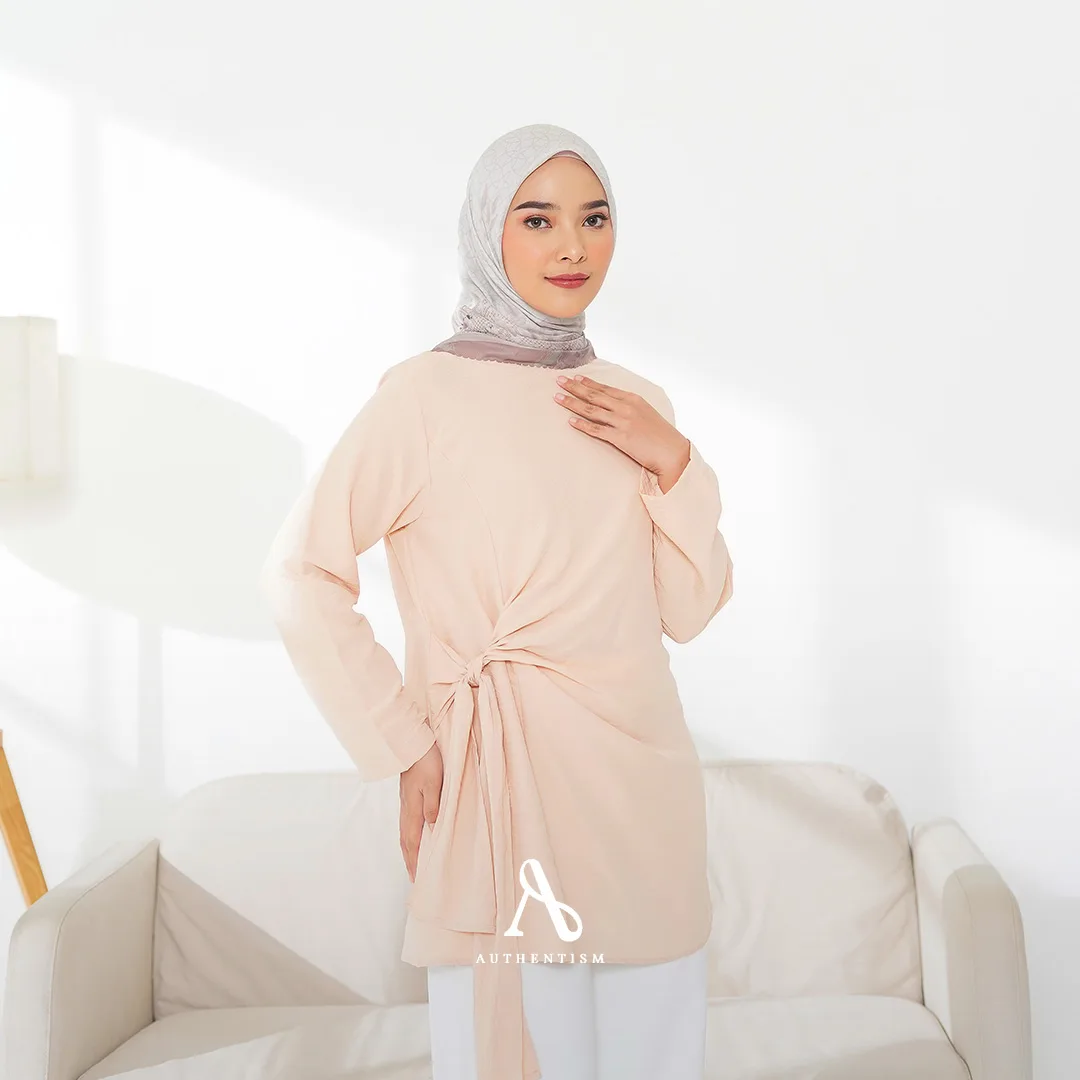Claire Blouse Soft Blush
