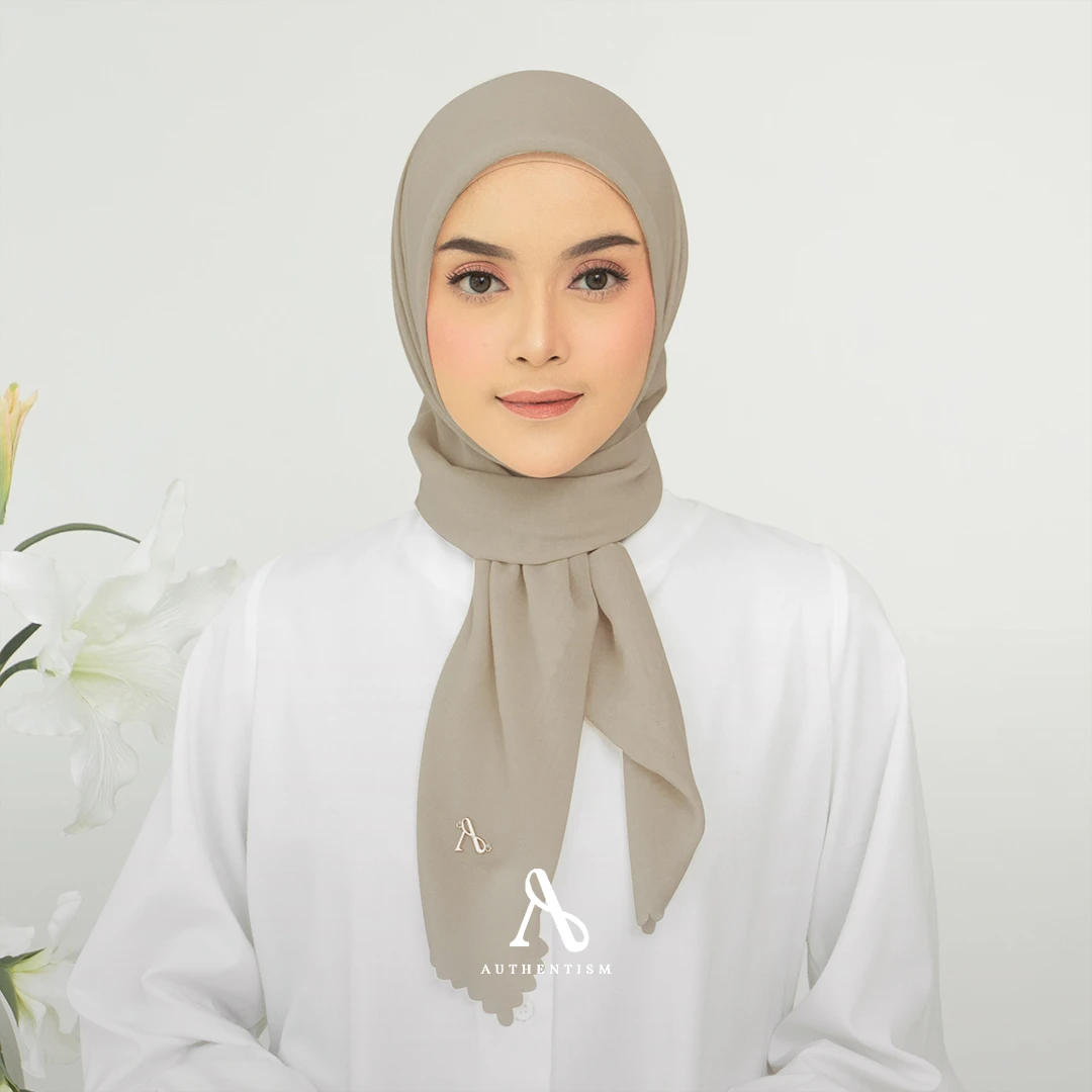 Raline Natural Scarf