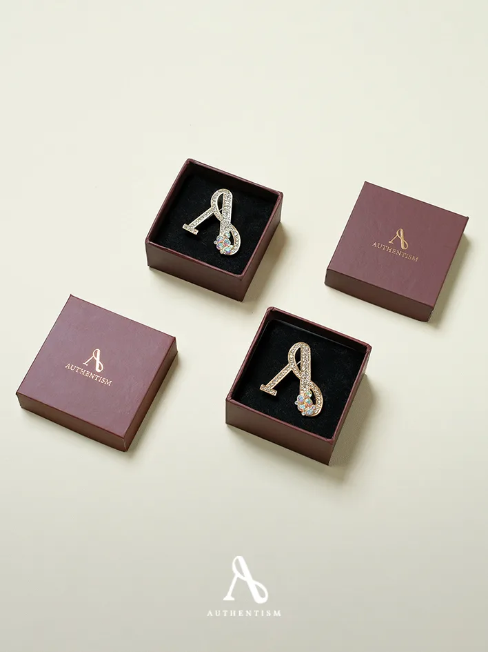Signa Crystal Brooch