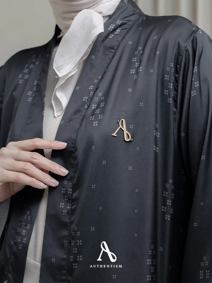 Anindya Izzati - Image 4