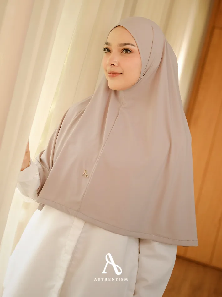Breeze Saela Khimar