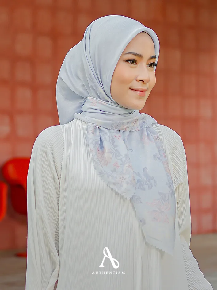 Bloome Sky Blue Scarf - Image 3