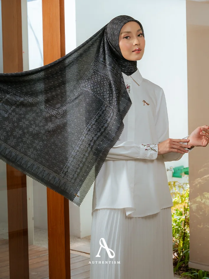 Laras Jet Black Scarf
