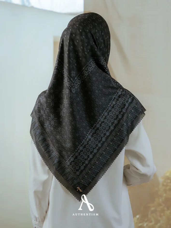 Laras Jet Black Scarf - Image 4