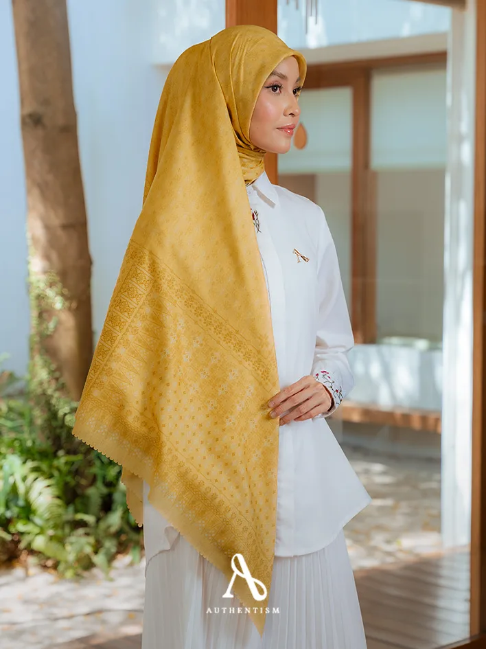 Laras Mustard Scarf - Image 3